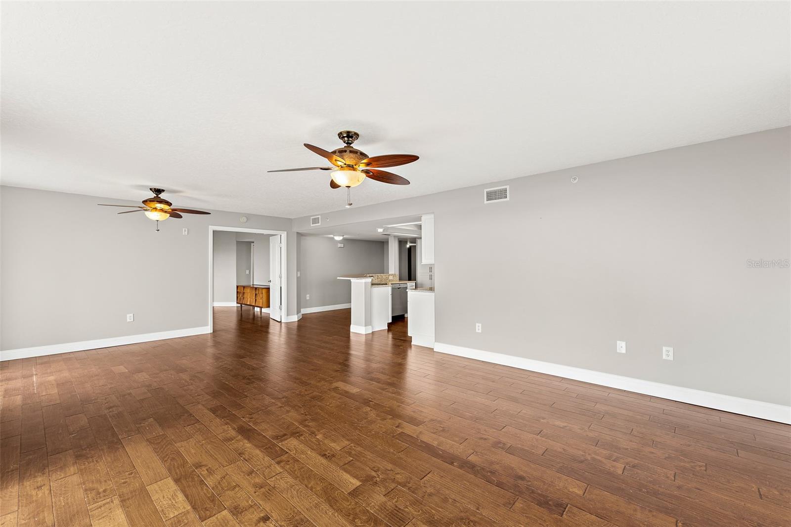 HARBOR DEL RIO CONDO - Residential