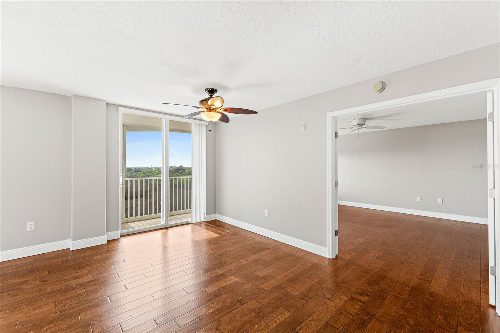 HARBOR DEL RIO CONDO - Residential
