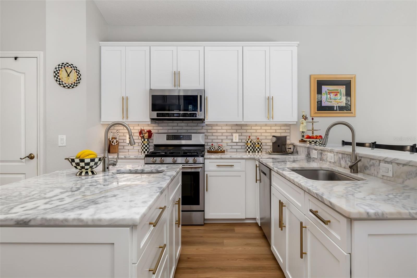 GREENBROOK VILLAGE - Residential
