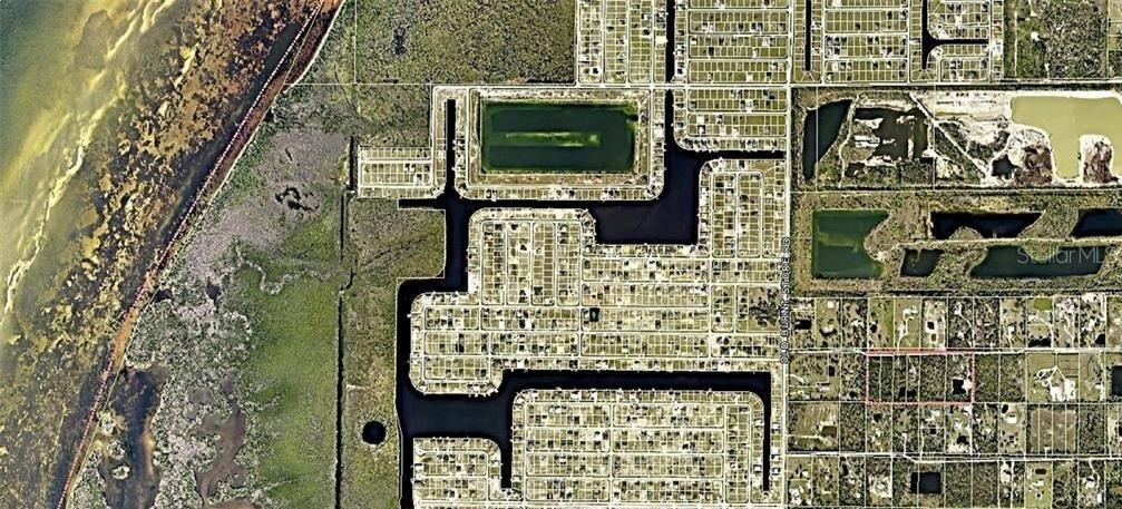 CAPE CORAL - Land