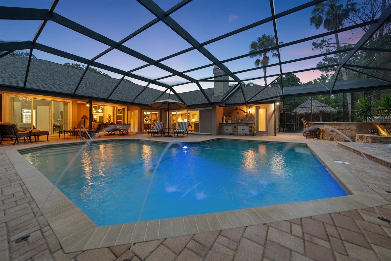 CARLYLE - Residential