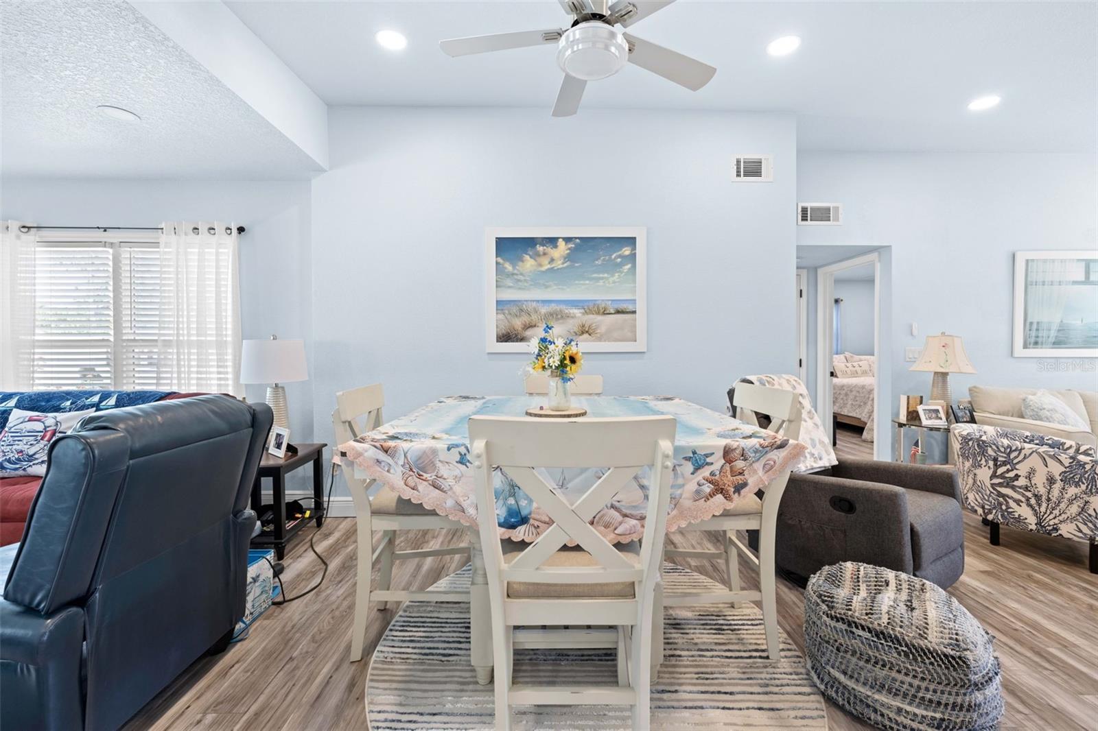 GULF COAST RET UNT 1 - Residential