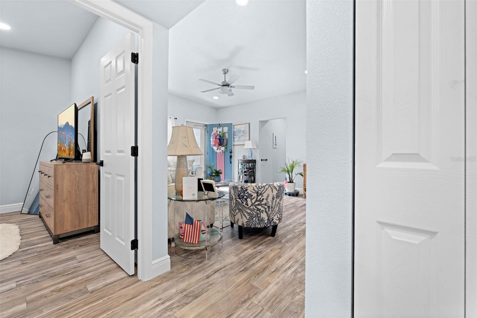 GULF COAST RET UNT 1 - Residential