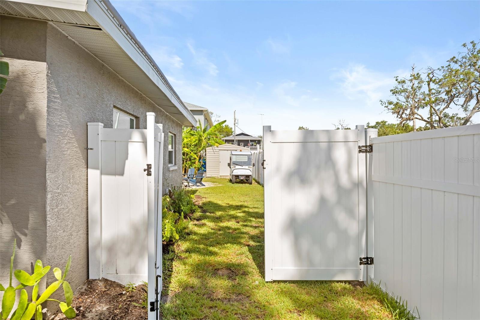 GULF COAST RET UNT 1 - Residential