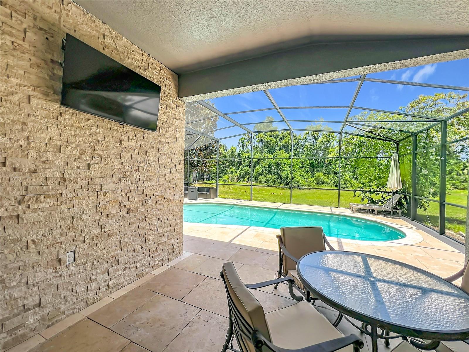 STONEBRIDGE LAKES - Residential
