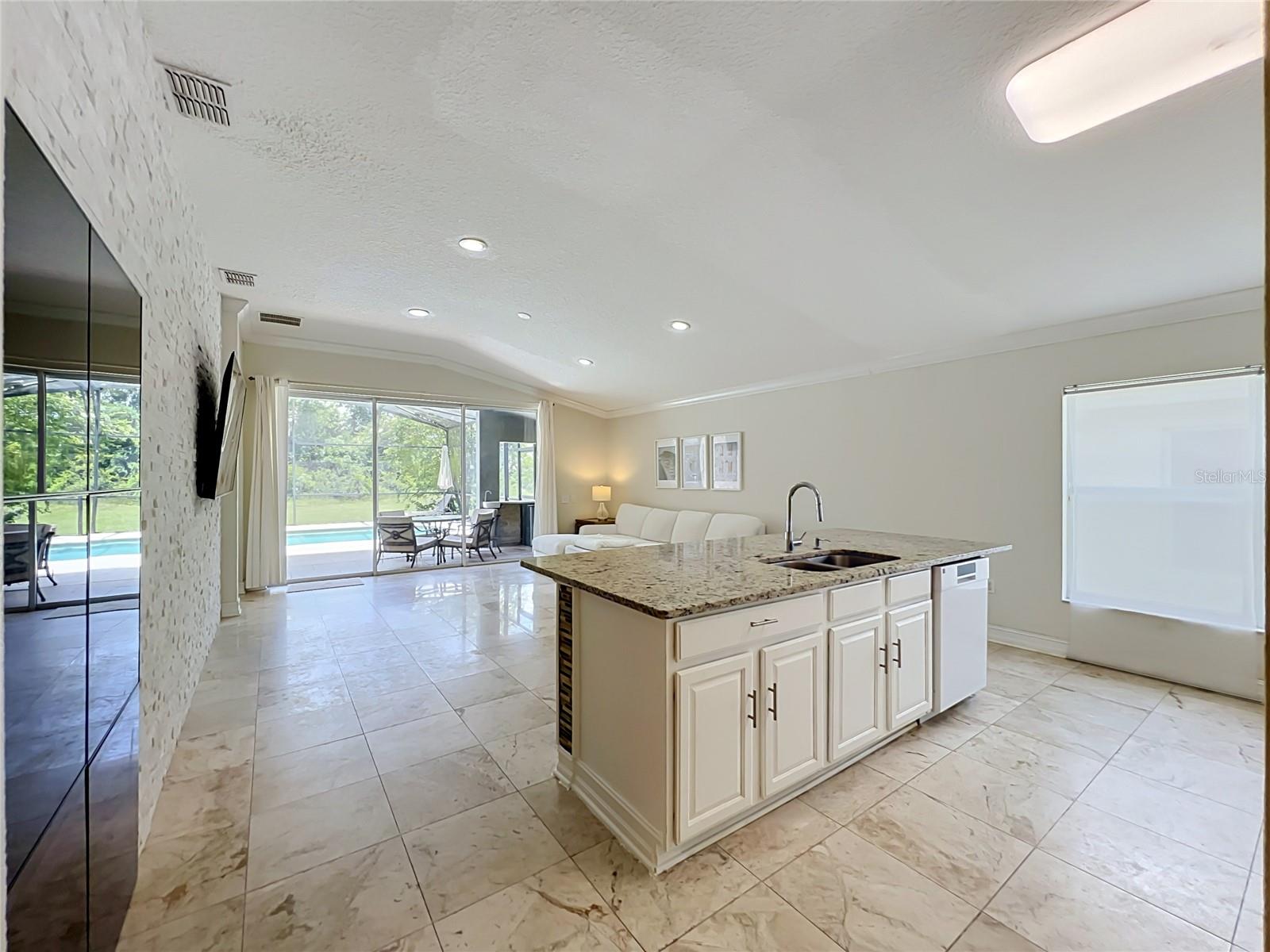 STONEBRIDGE LAKES - Residential