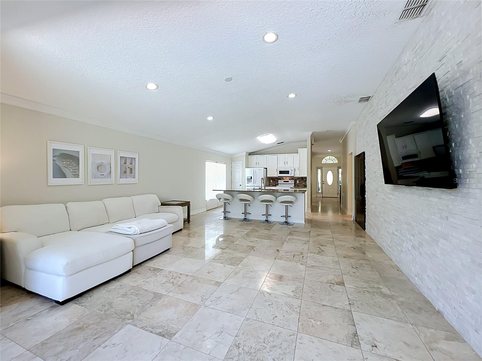 STONEBRIDGE LAKES - Residential