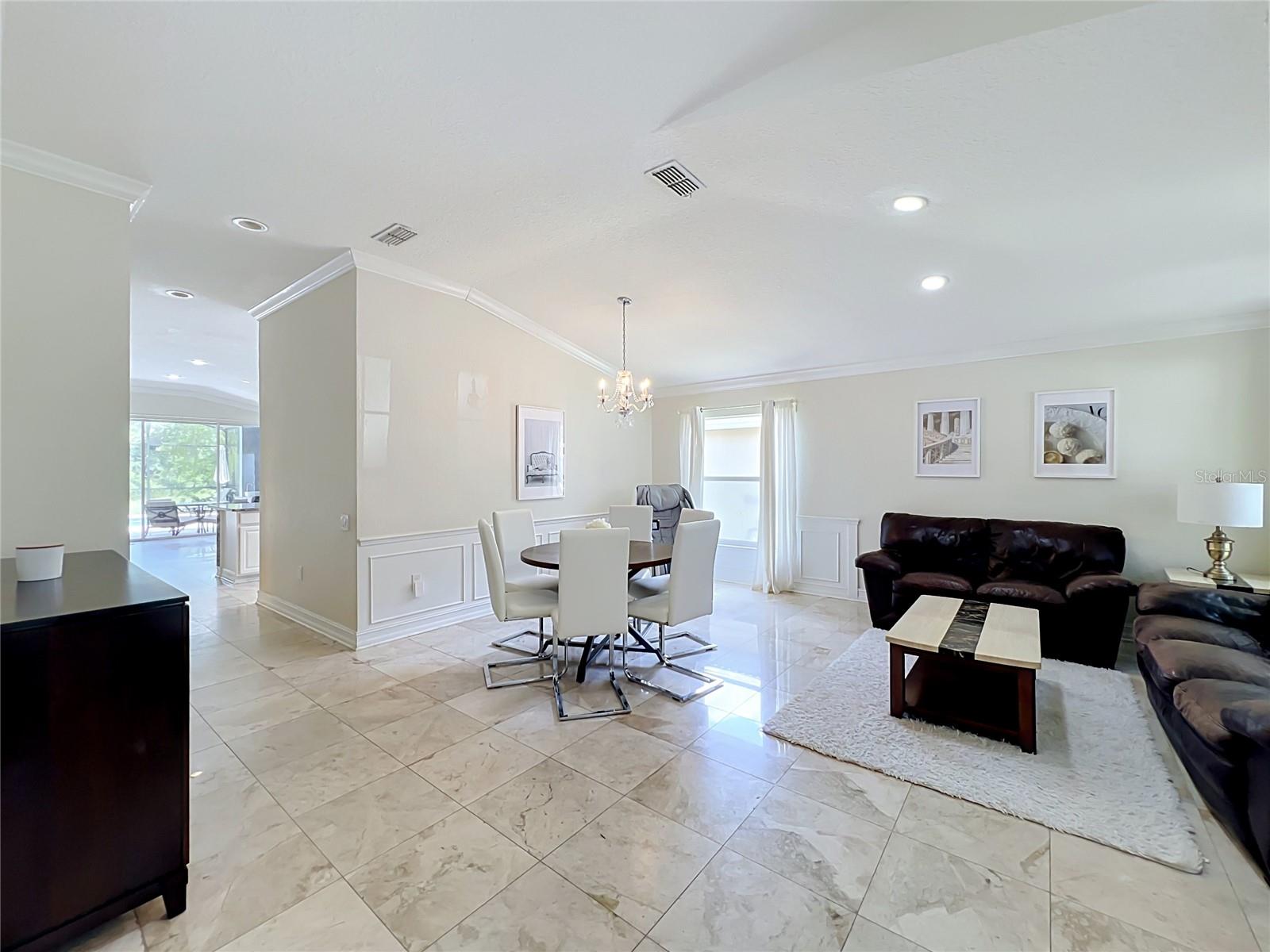 STONEBRIDGE LAKES - Residential