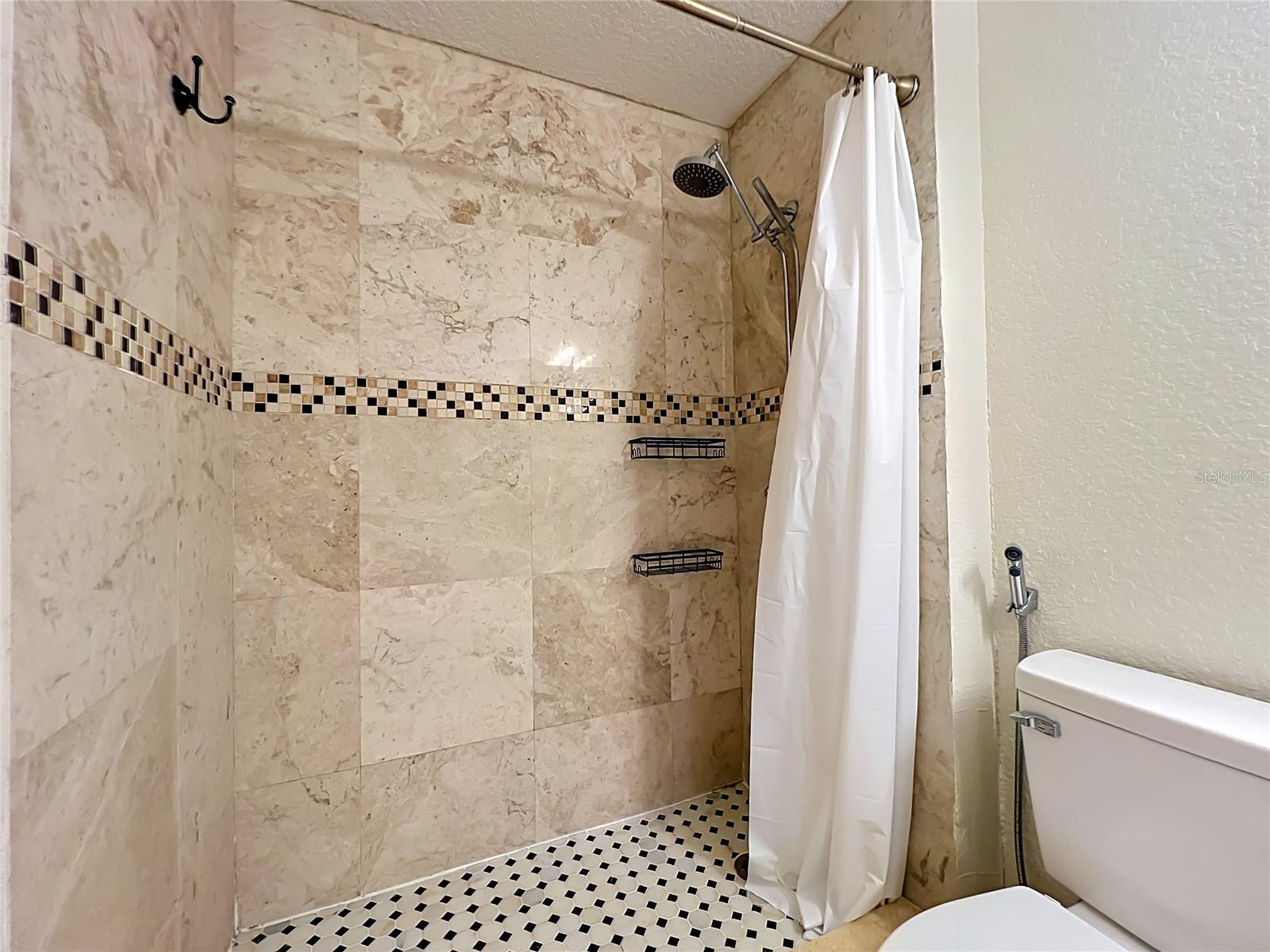 STONEBRIDGE LAKES - Residential