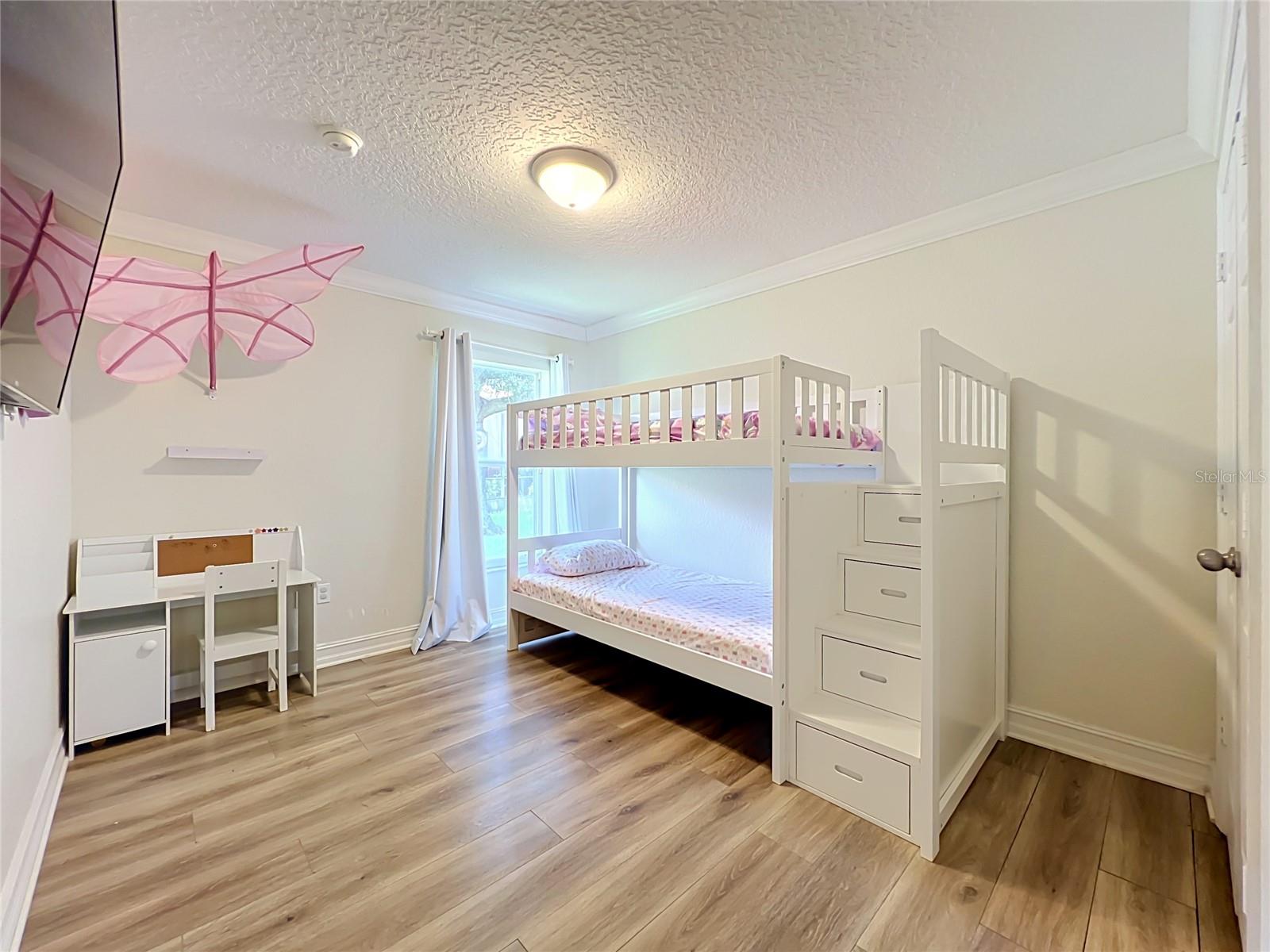 STONEBRIDGE LAKES - Residential