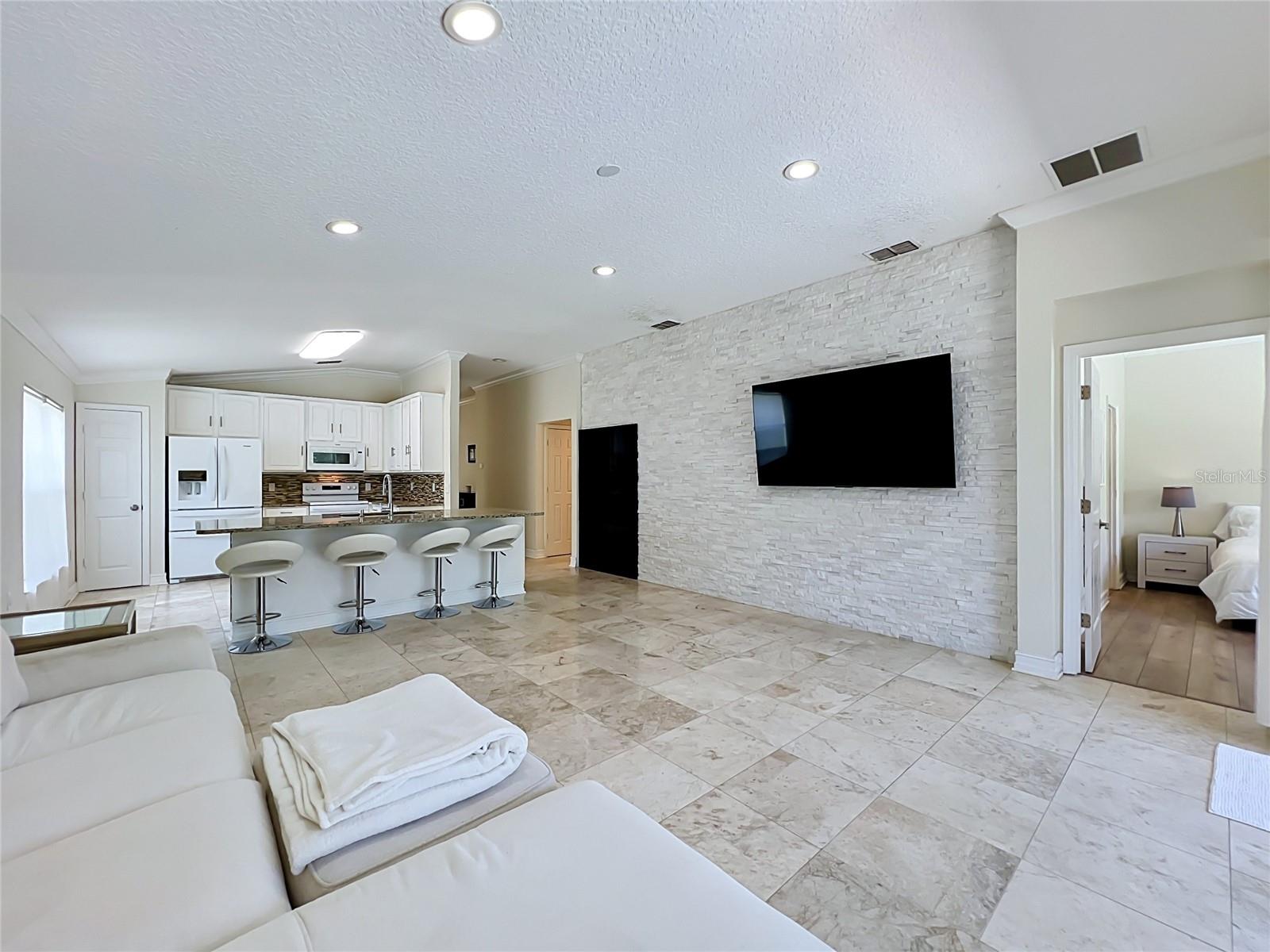 STONEBRIDGE LAKES - Residential