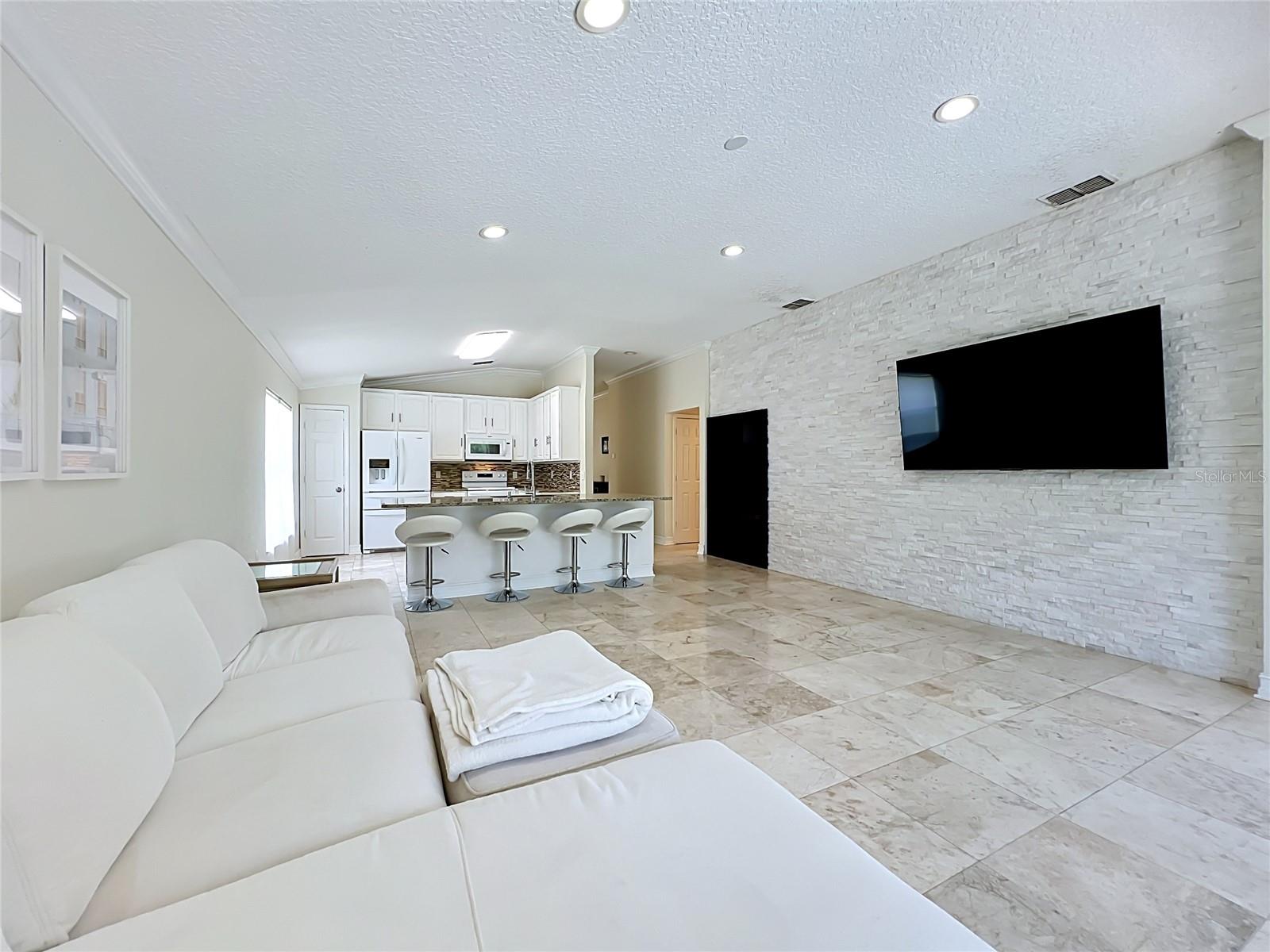 STONEBRIDGE LAKES - Residential