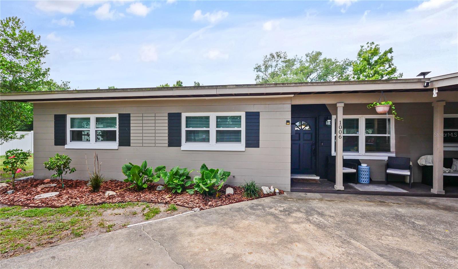ALBERT LEE RIDGE ADD 04 - Residential