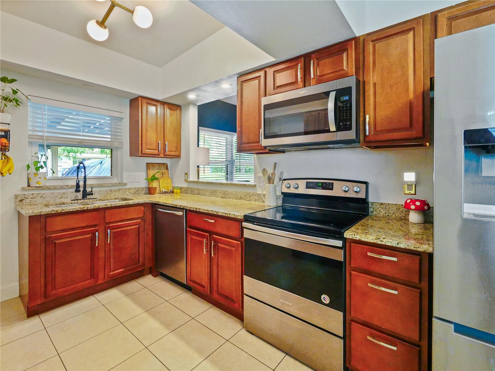 ALBERT LEE RIDGE ADD 04 - Residential