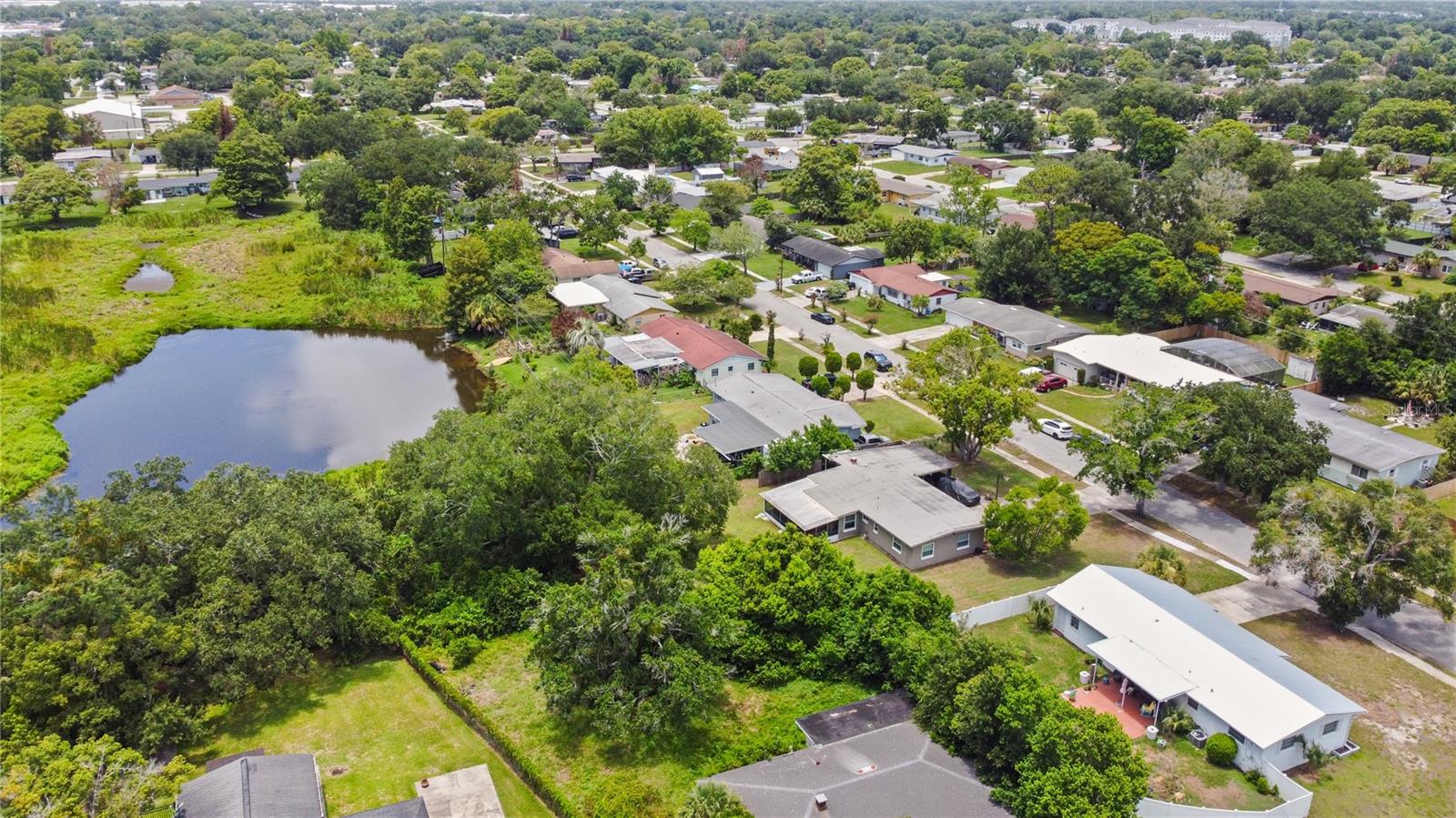 ALBERT LEE RIDGE ADD 04 - Residential