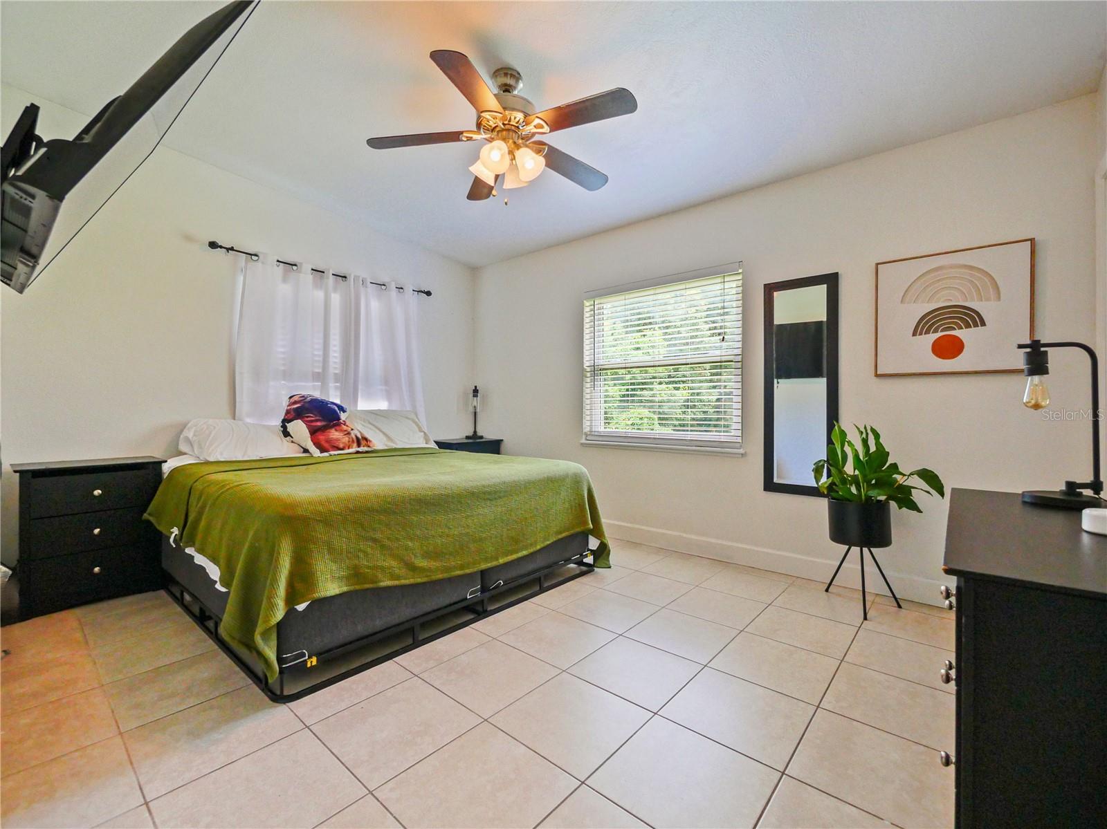 ALBERT LEE RIDGE ADD 04 - Residential