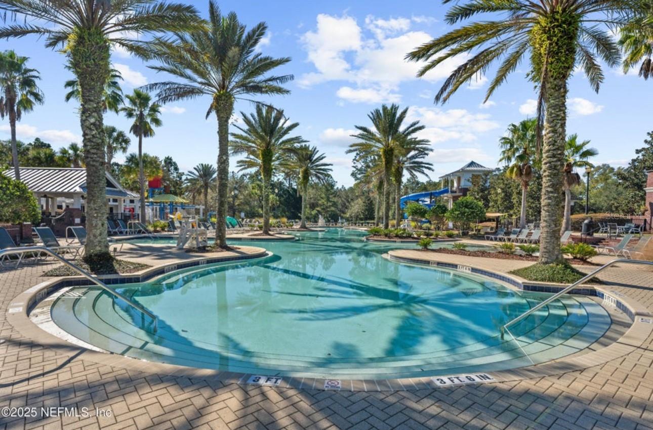 PLANTATION OAKS TOWNHOMES - Residential