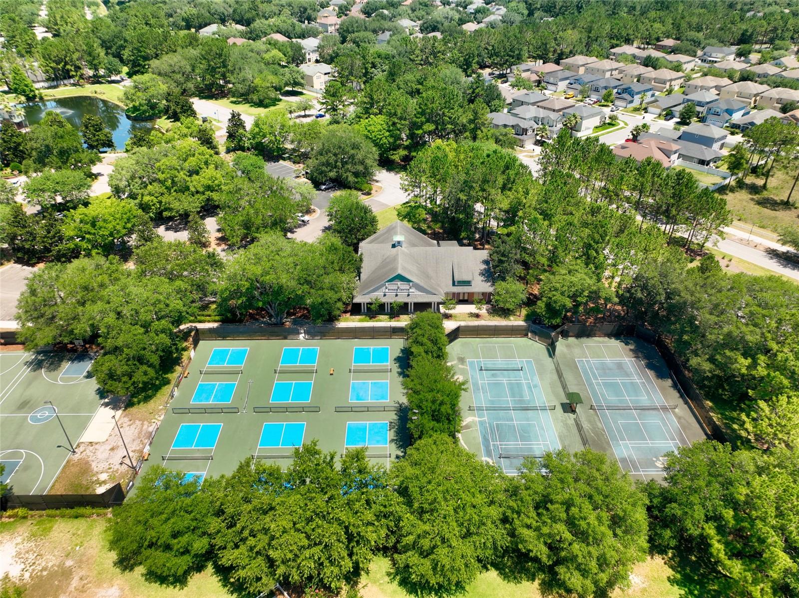 PLANTATION OAKS TOWNHOMES - Residential