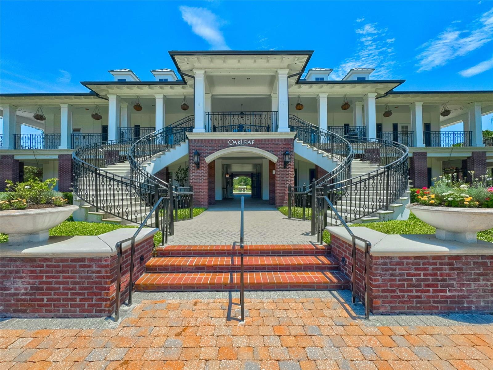 PLANTATION OAKS TOWNHOMES - Residential