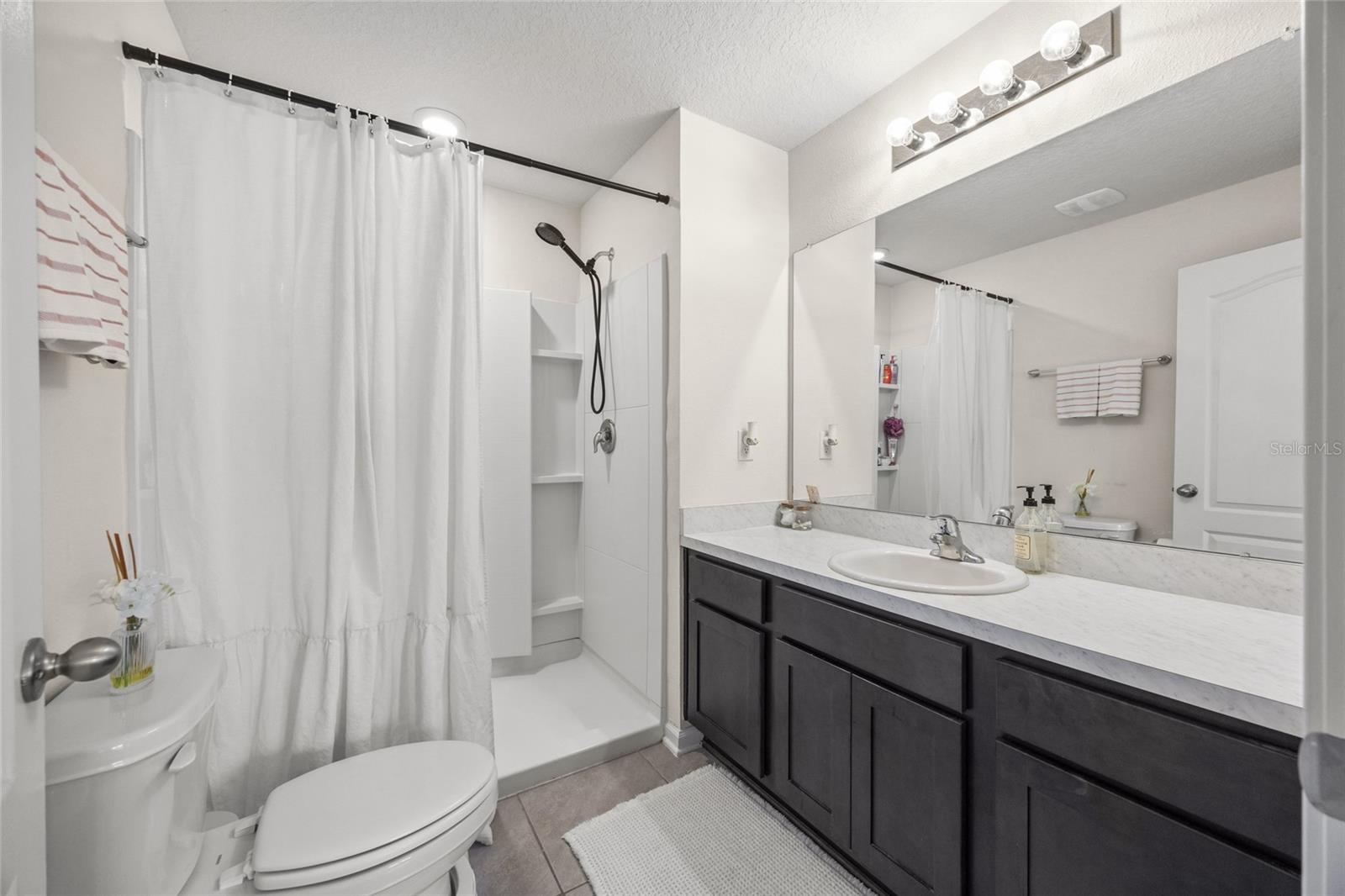 PLANTATION OAKS TOWNHOMES - Residential
