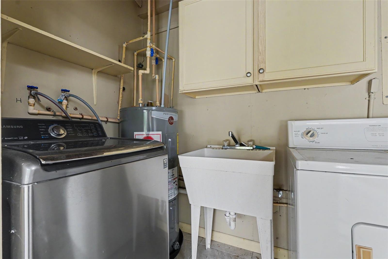 CITRUS SPGS UNIT 02 - Residential