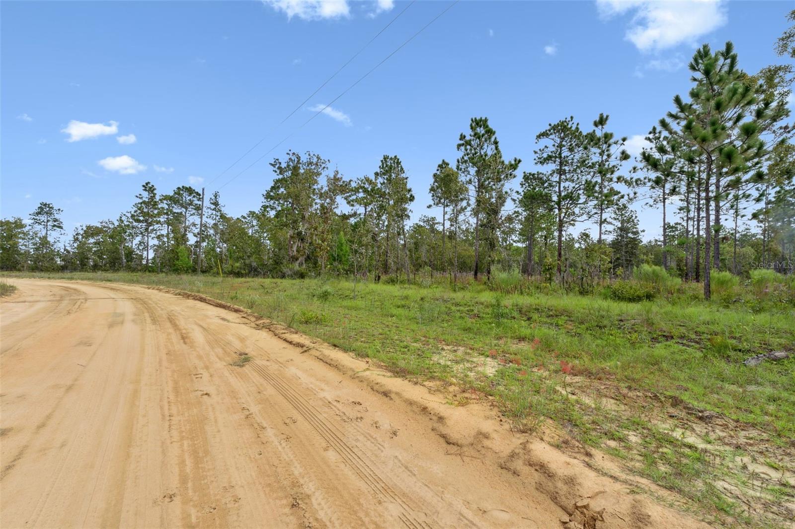 MELROSE LANDING - Land