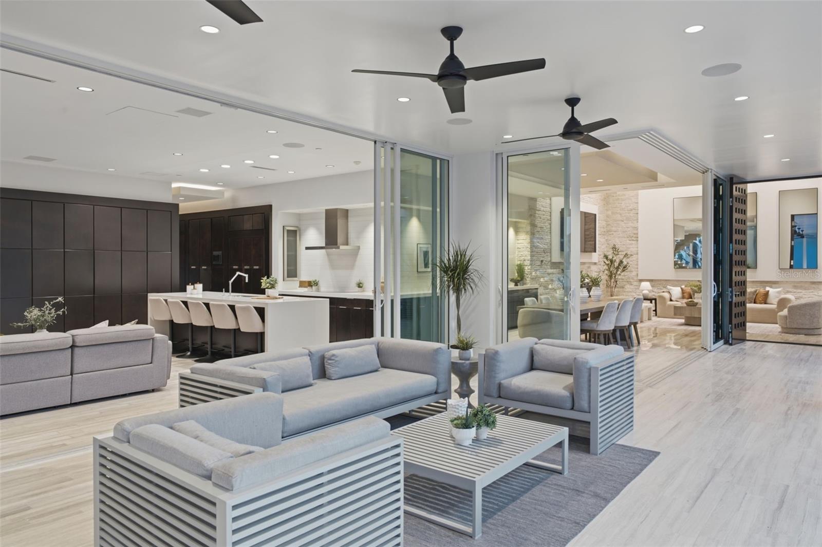 ALEXANDER PLACE - Residential