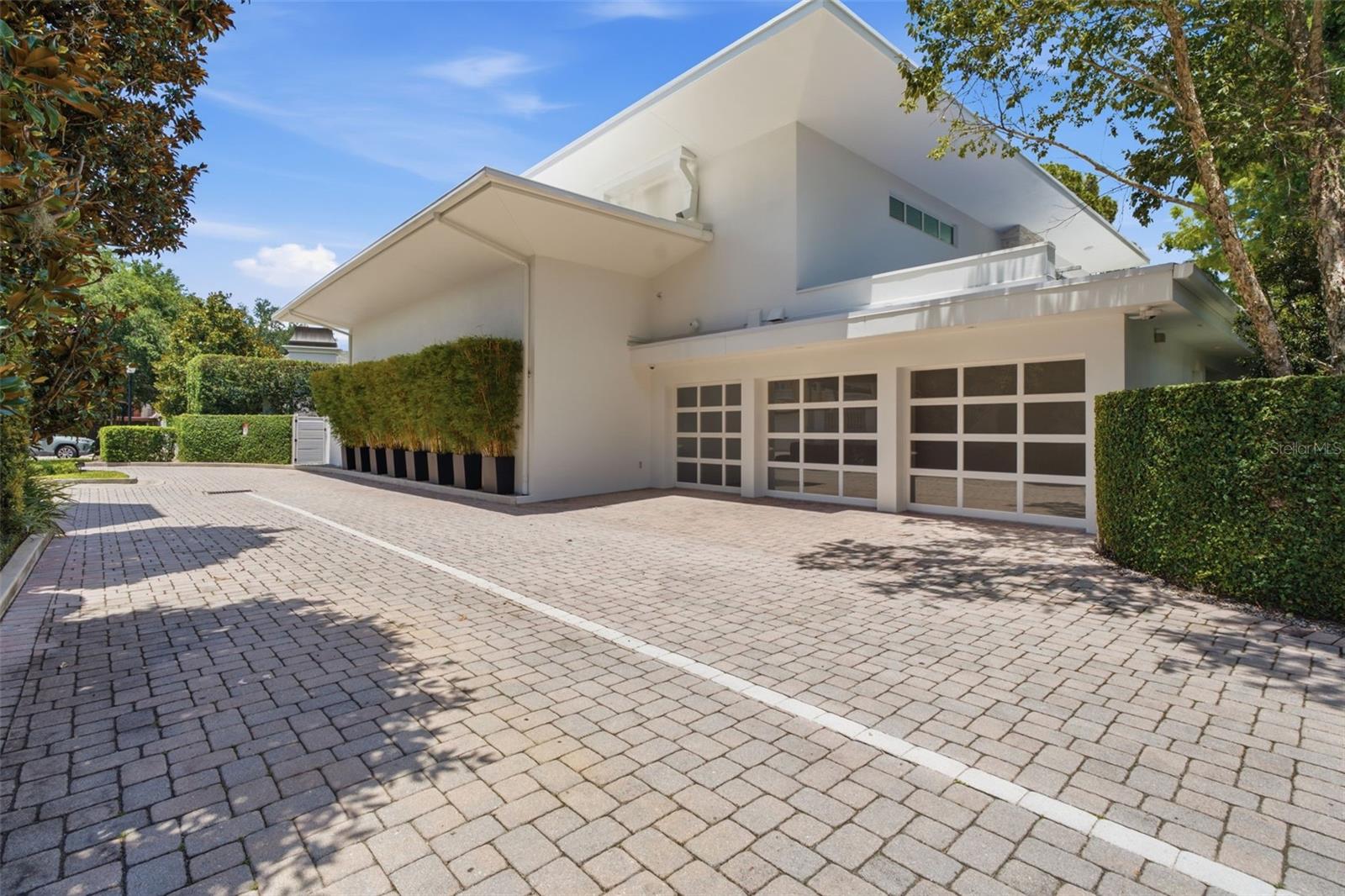 ALEXANDER PLACE - Residential