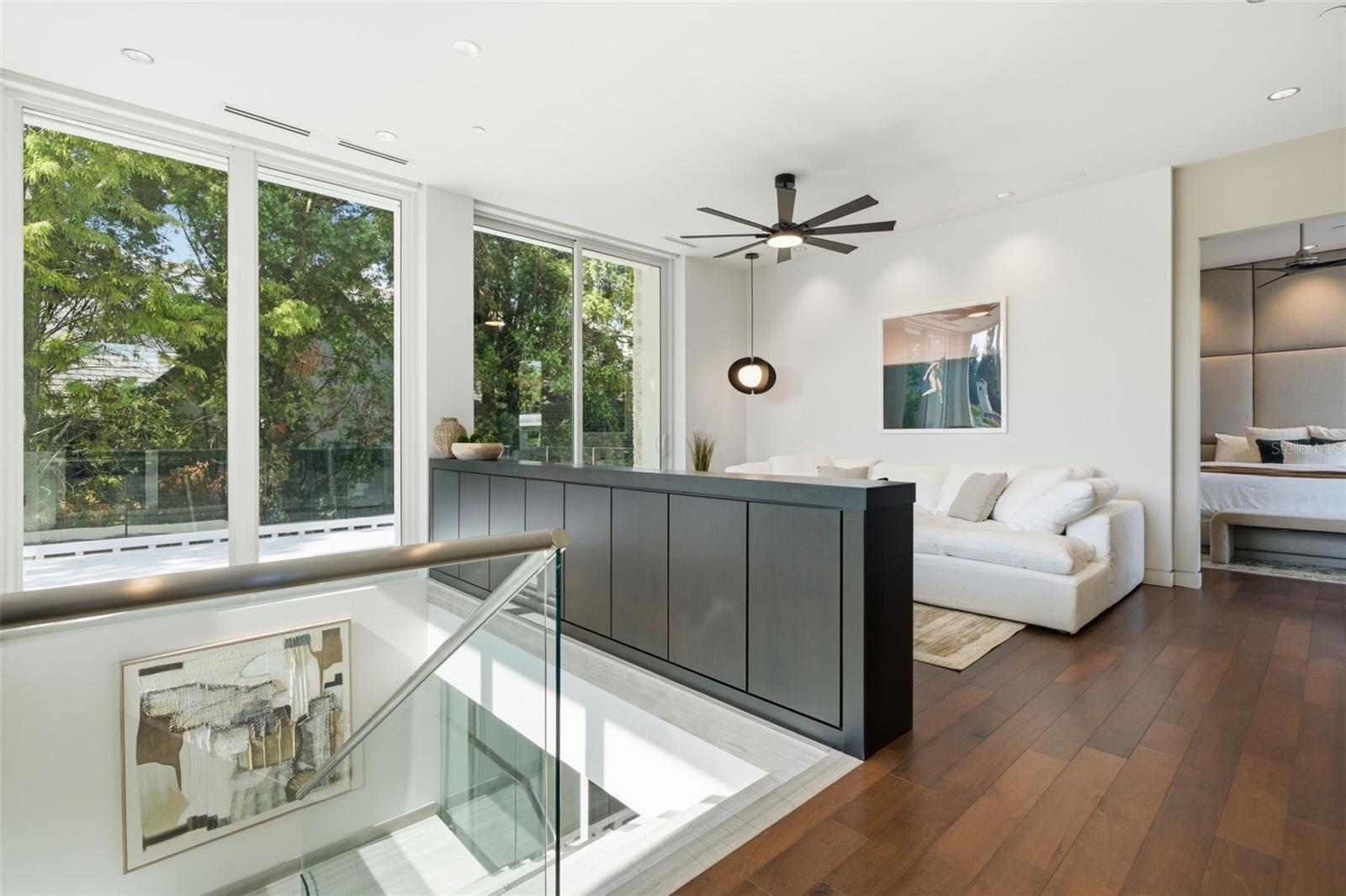 ALEXANDER PLACE - Residential