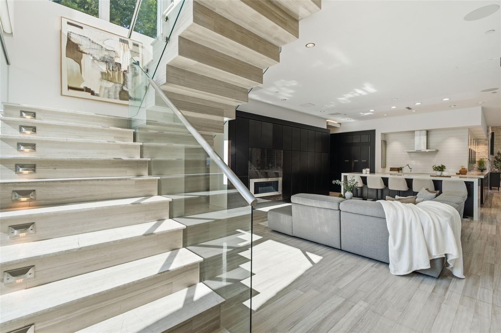 ALEXANDER PLACE - Residential