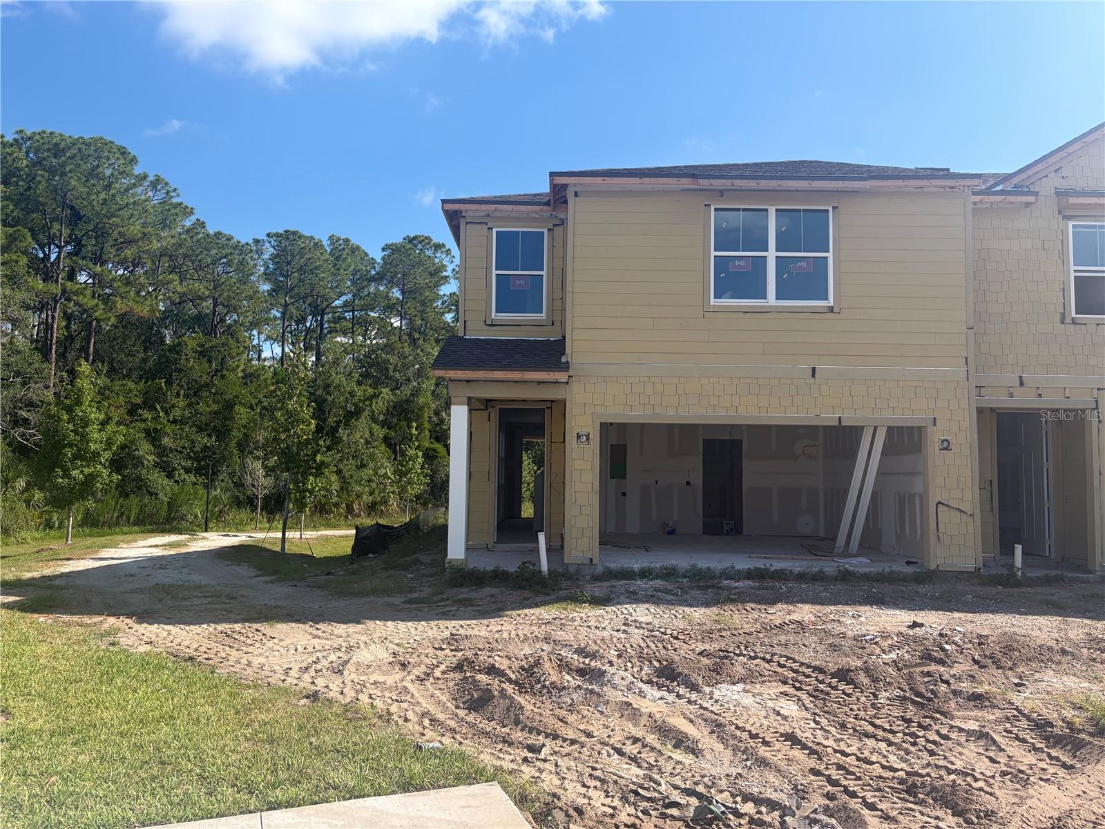 MONTAGUE TOWNHOMES - Residential