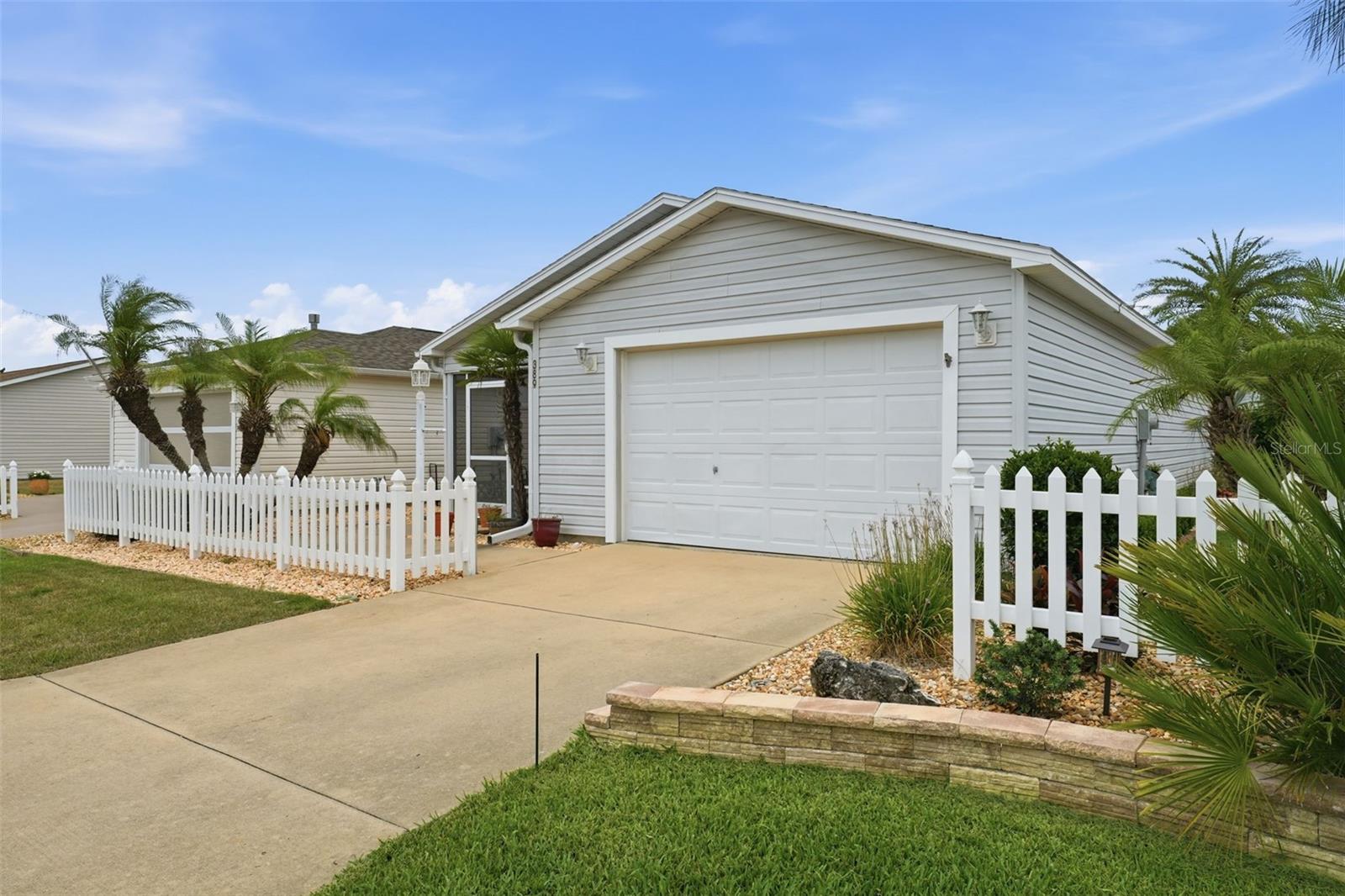 VILLAGES OF SUMTER OAK BEND VILLAS - Residential