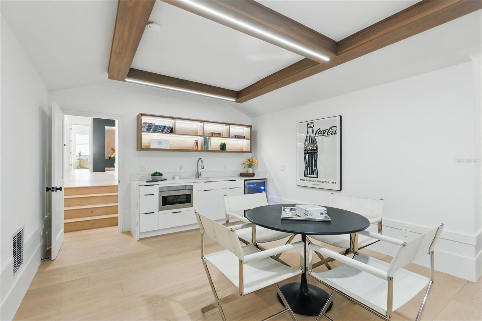 KEENES POINTE - Residential