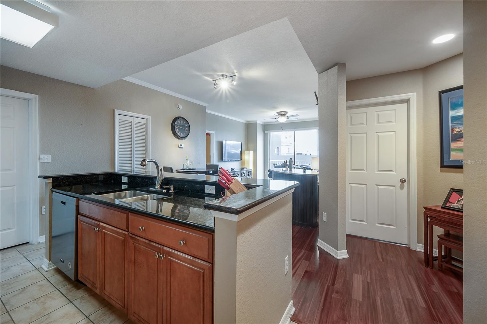PARKCREST HARBOUR ISLAND CONDO - Residential Lease