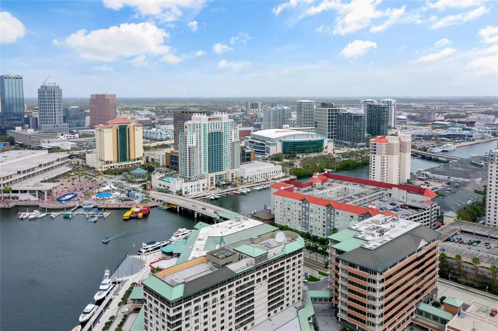 PARKCREST HARBOUR ISLAND CONDO - Residential Lease