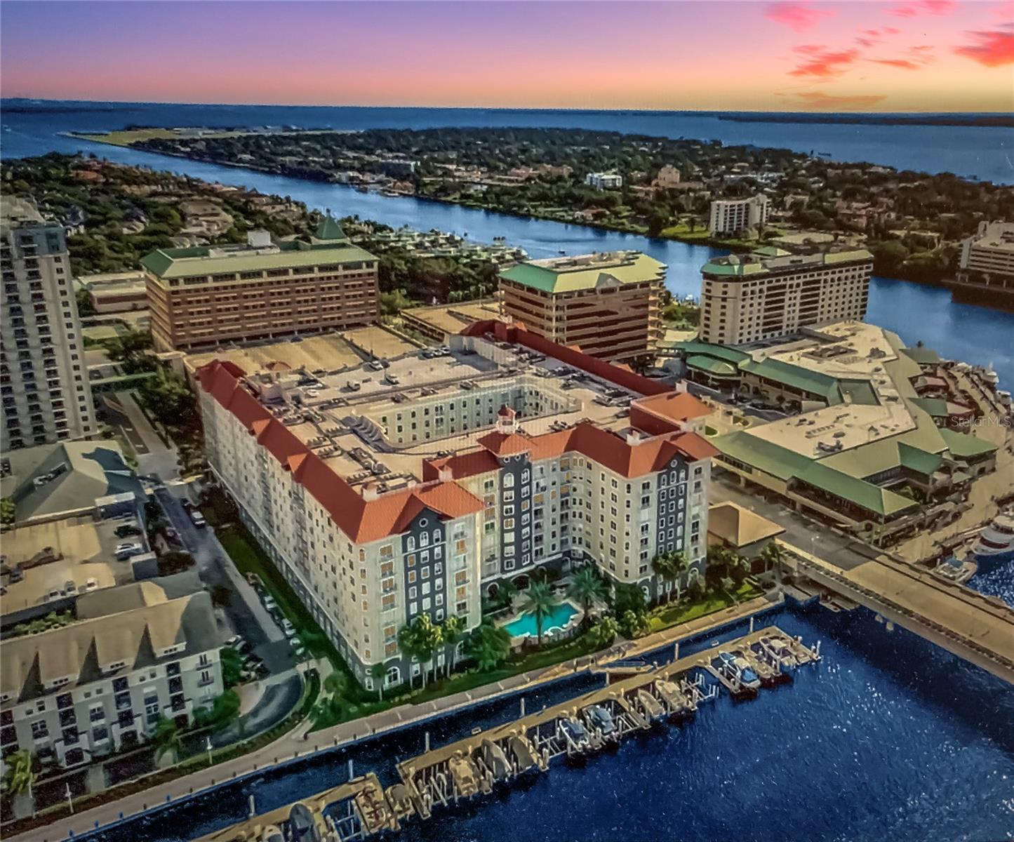 PARKCREST HARBOUR ISLAND CONDO - Residential Lease