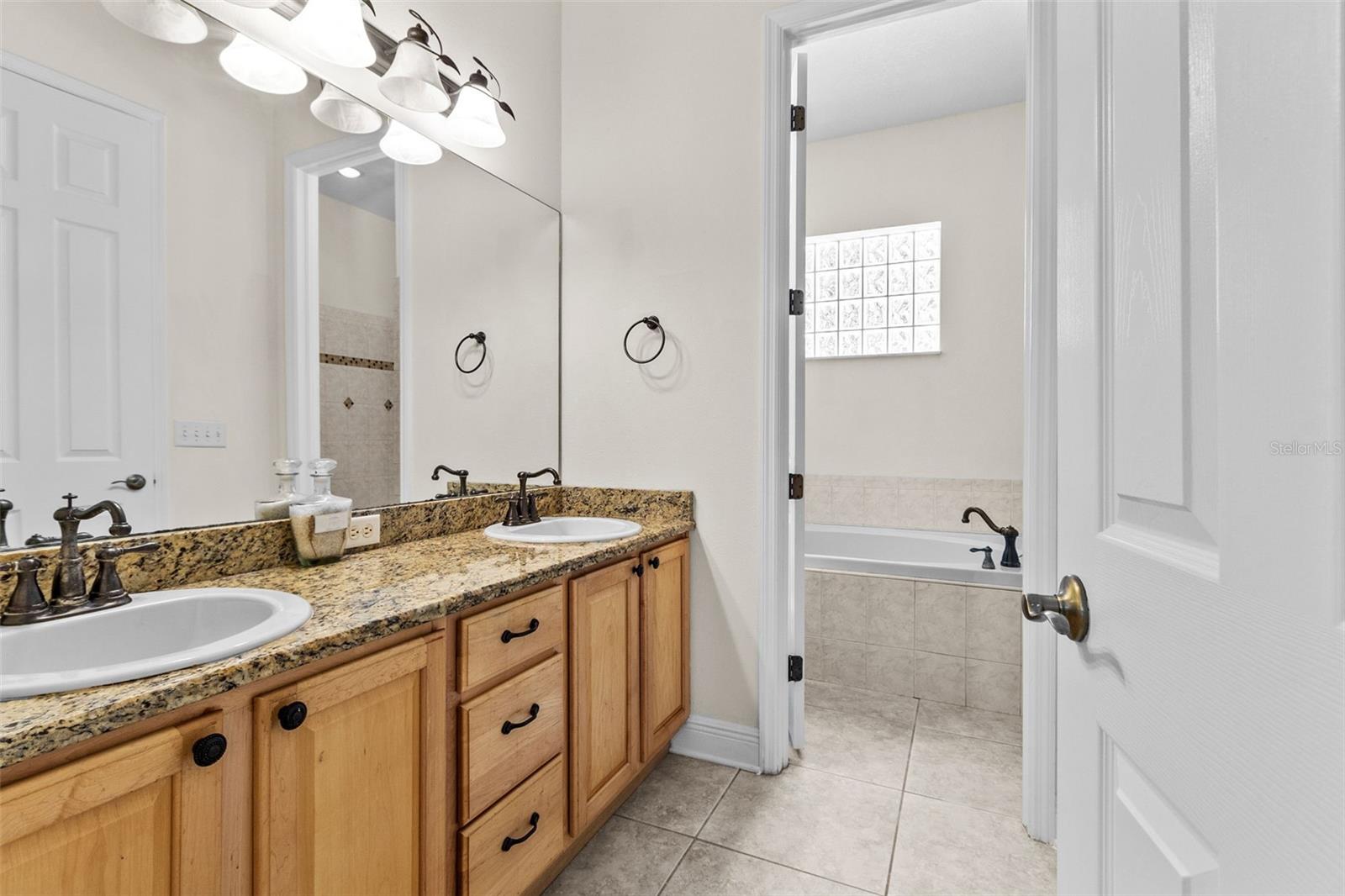 WOODACRE ESTATES OF NORTHDALE - Residential