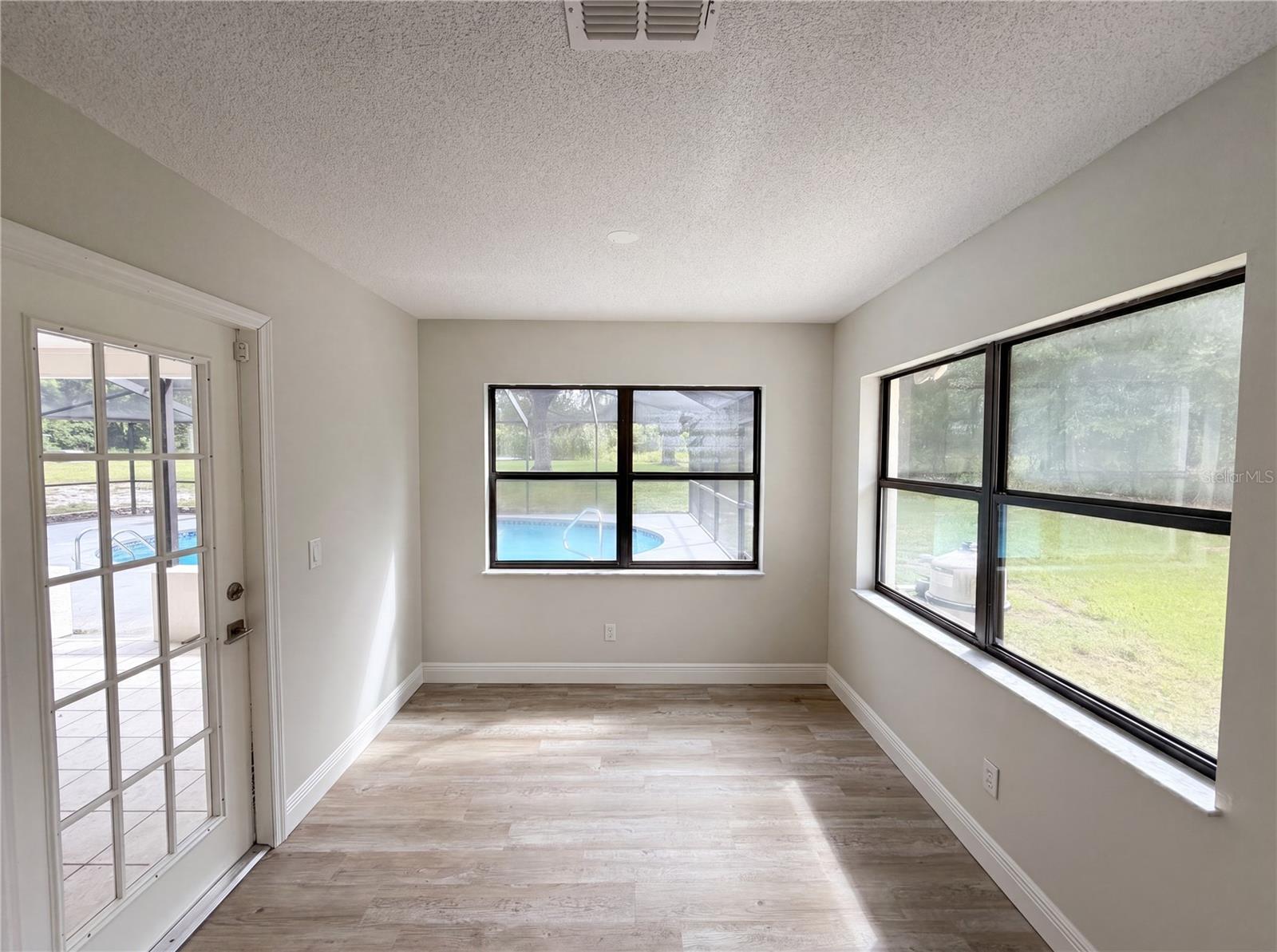 SAWGRASS - Residential