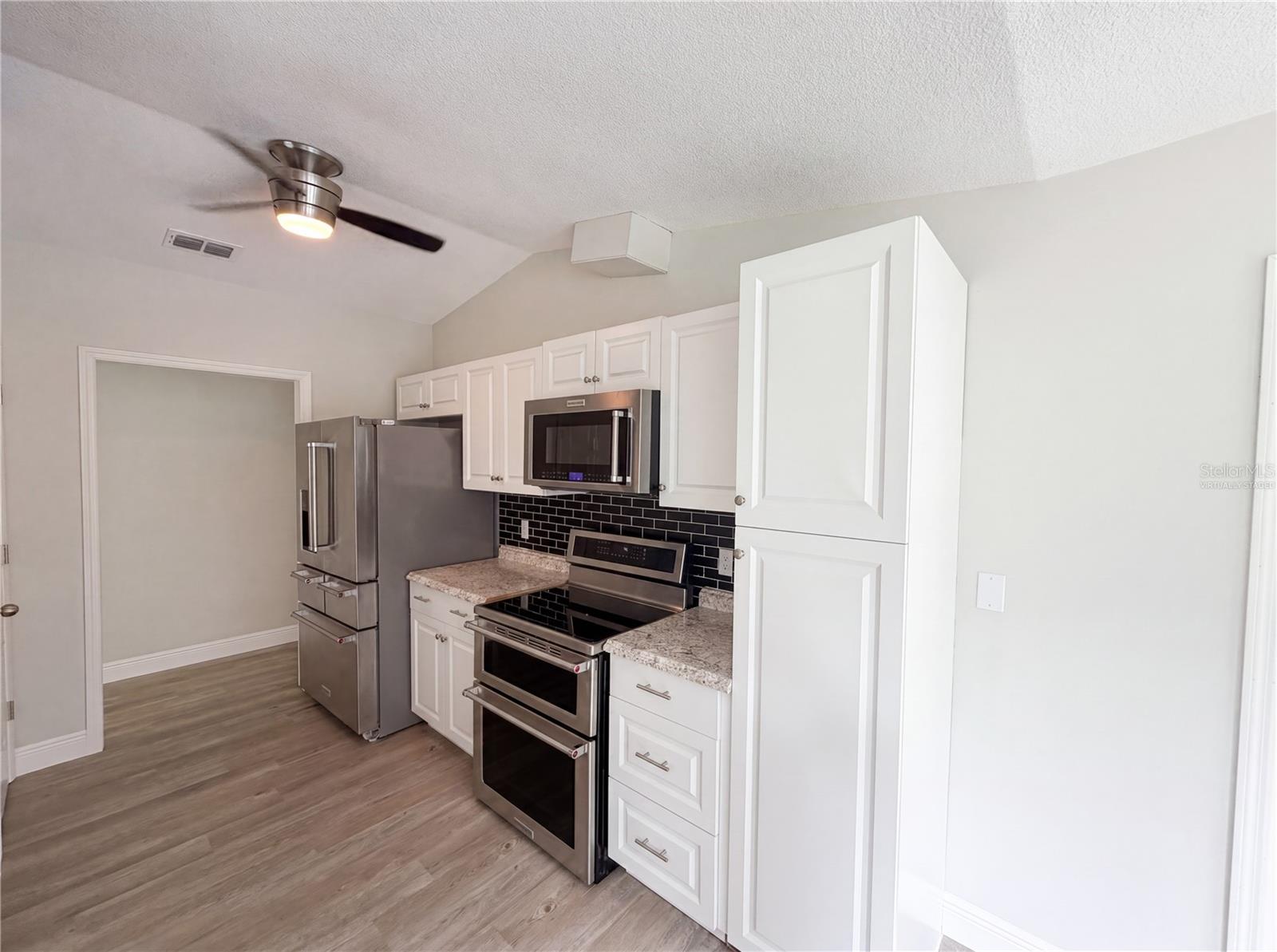 SAWGRASS - Residential