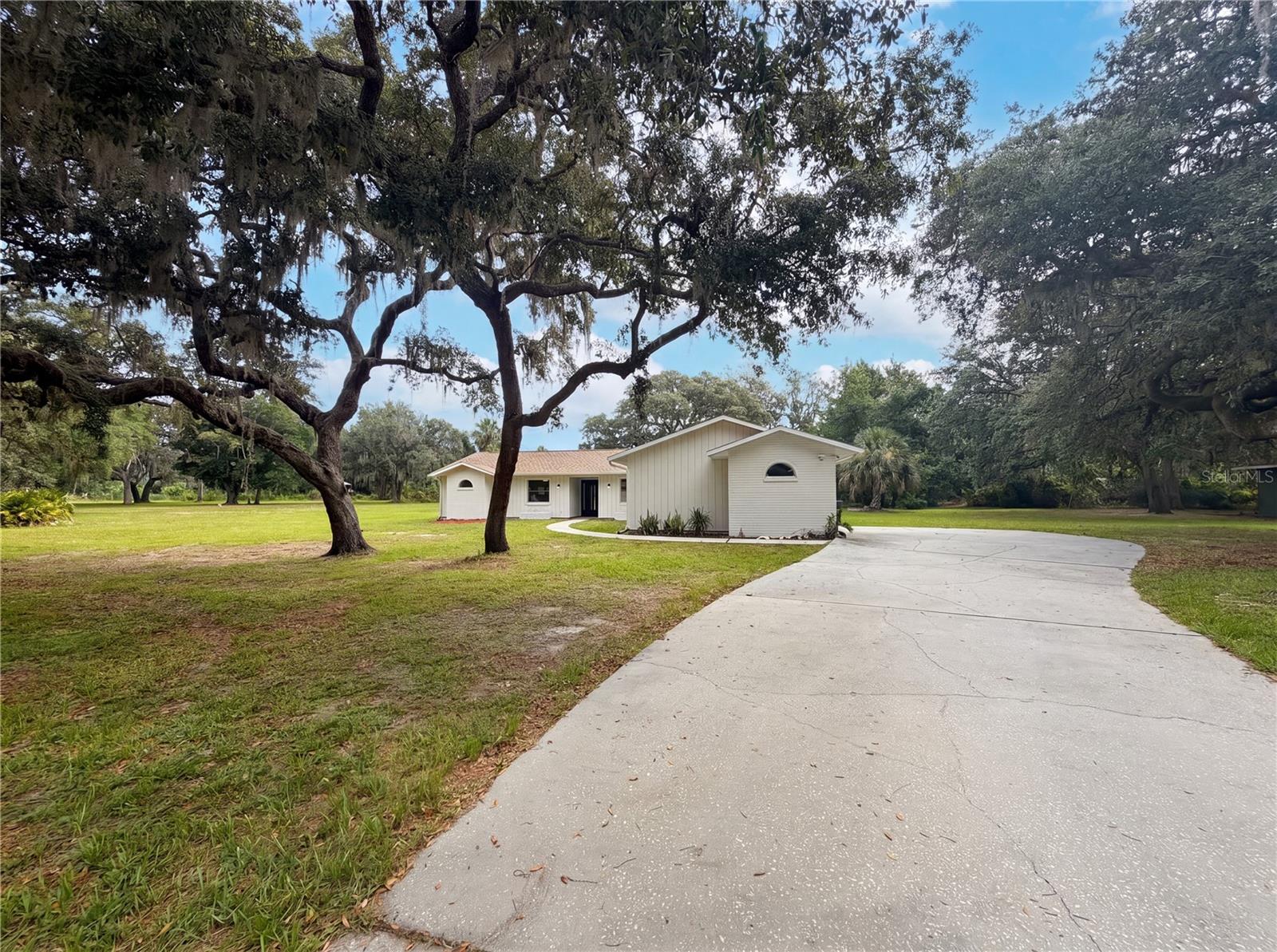 SAWGRASS - Residential