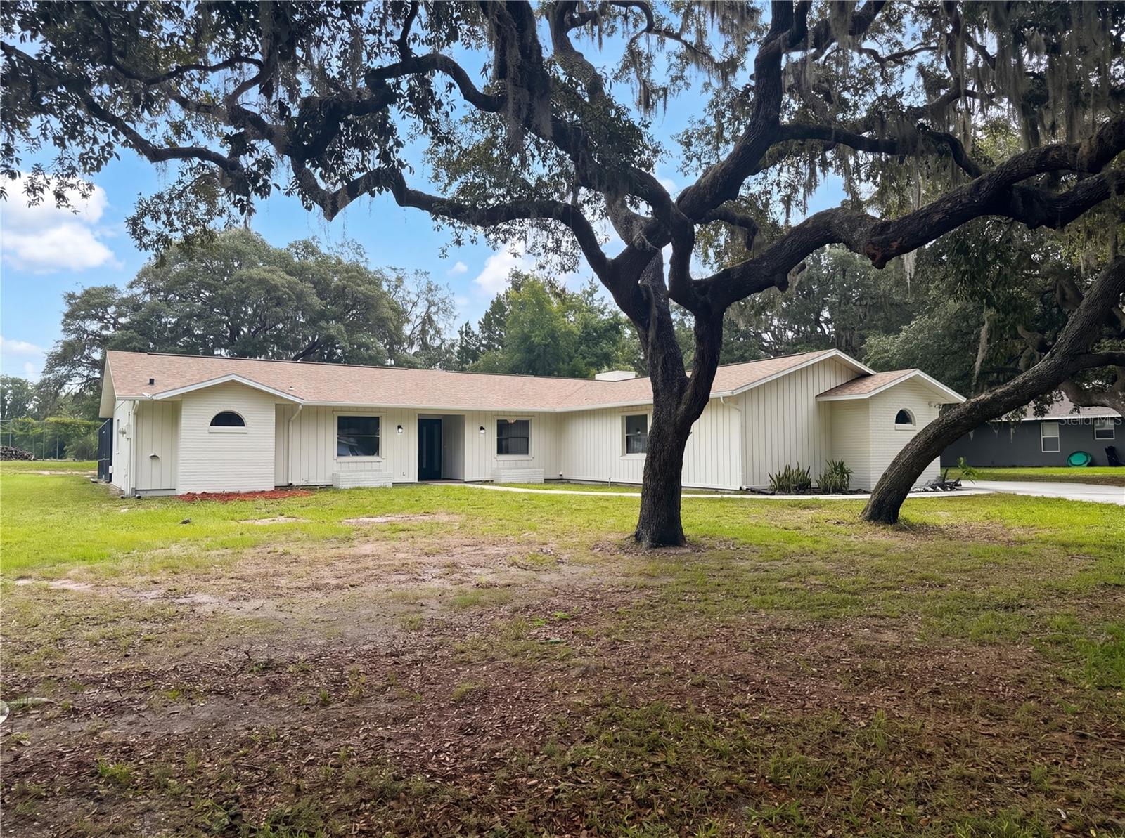 SAWGRASS - Residential