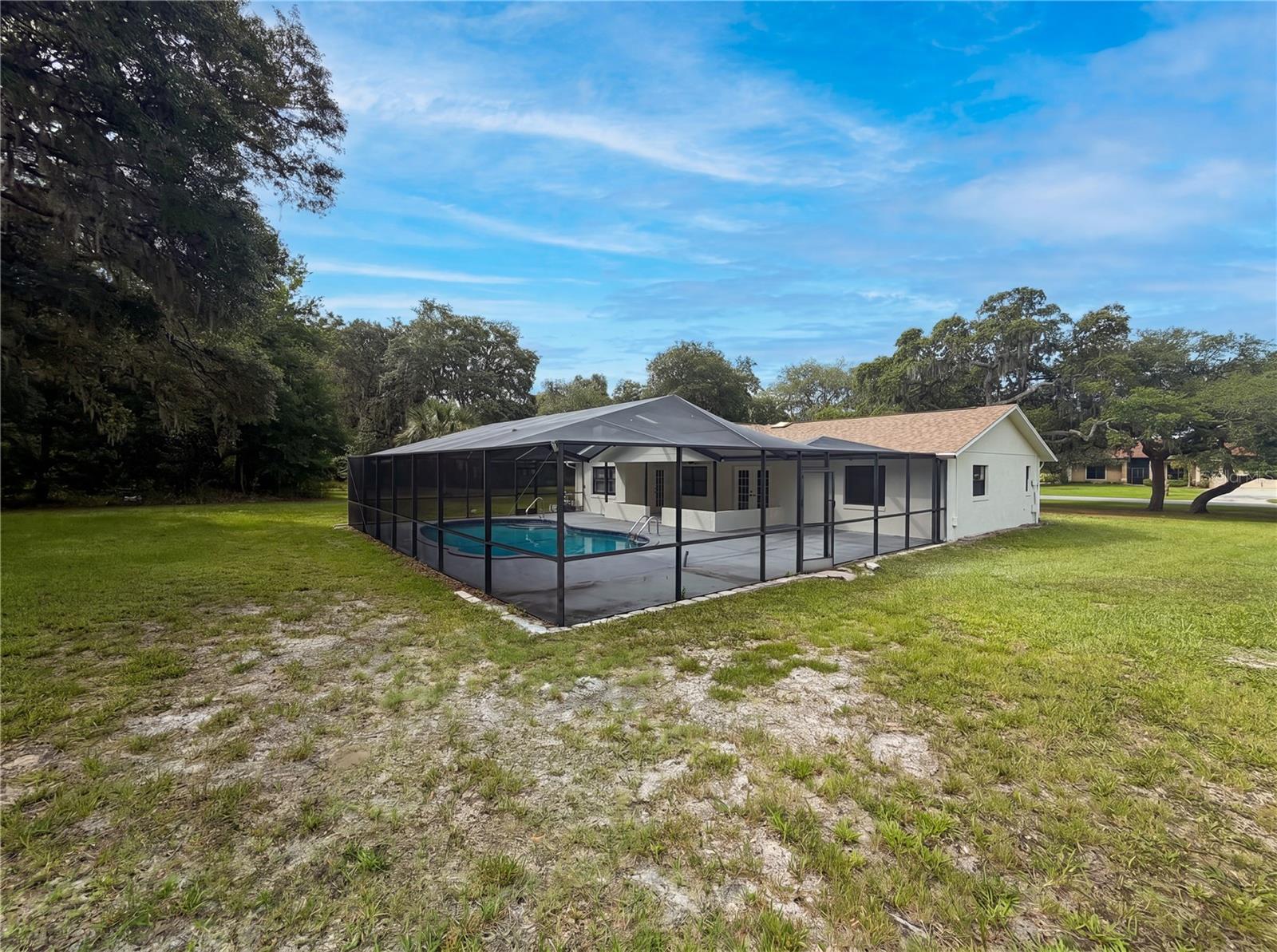 SAWGRASS - Residential