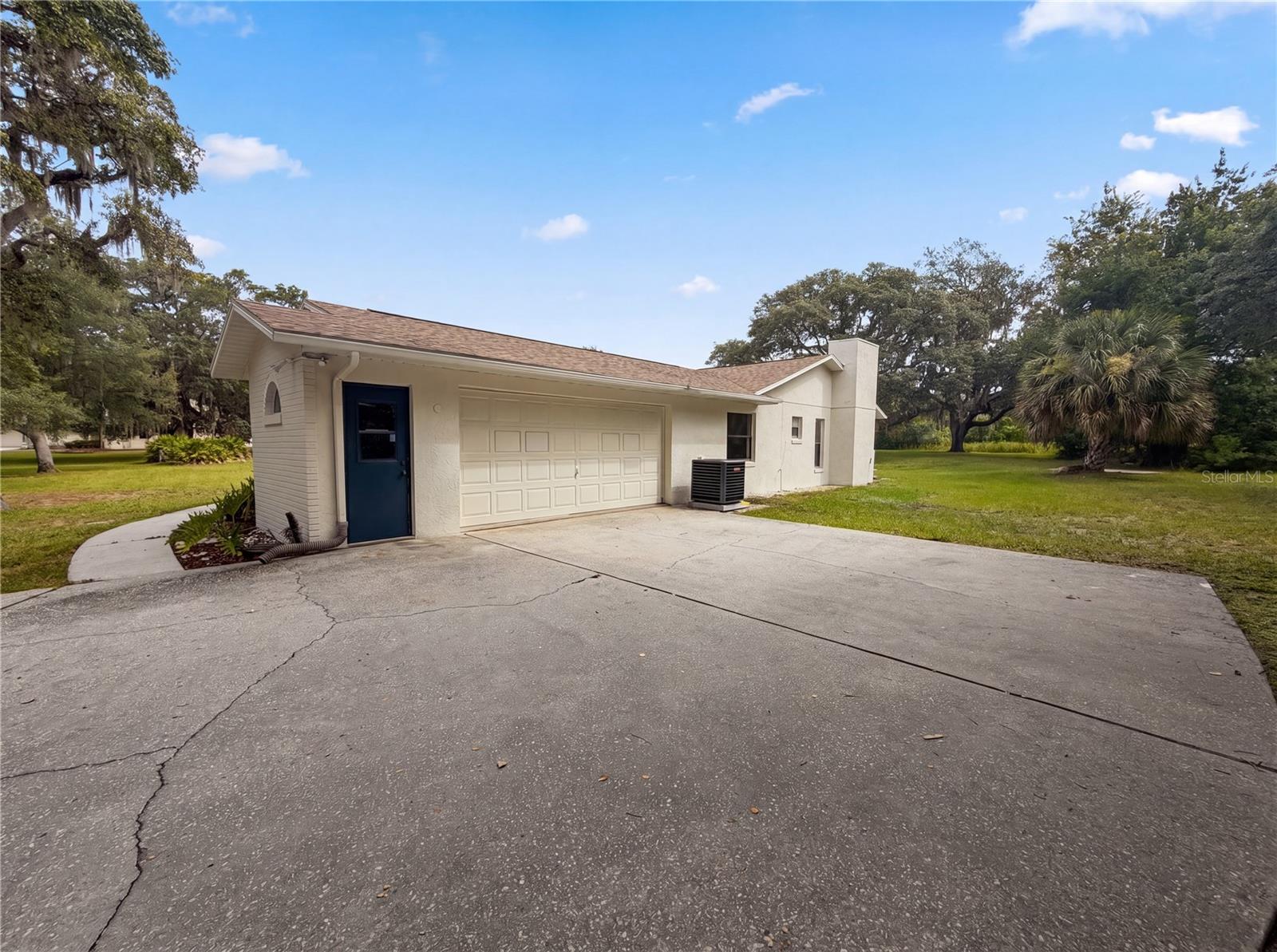 SAWGRASS - Residential