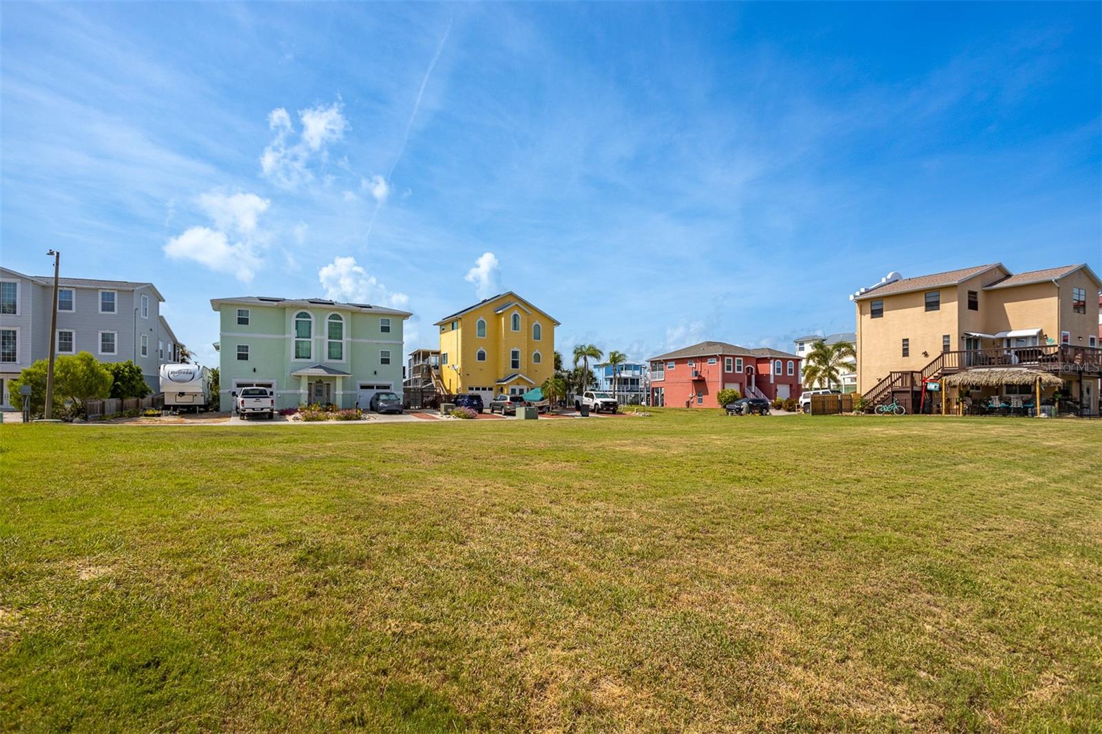 HUDSON BEACH ESTATES - Land
