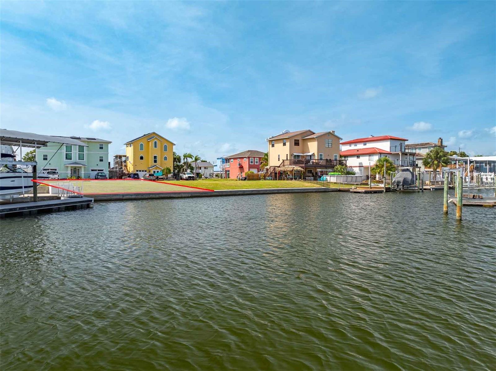 HUDSON BEACH ESTATES - Land