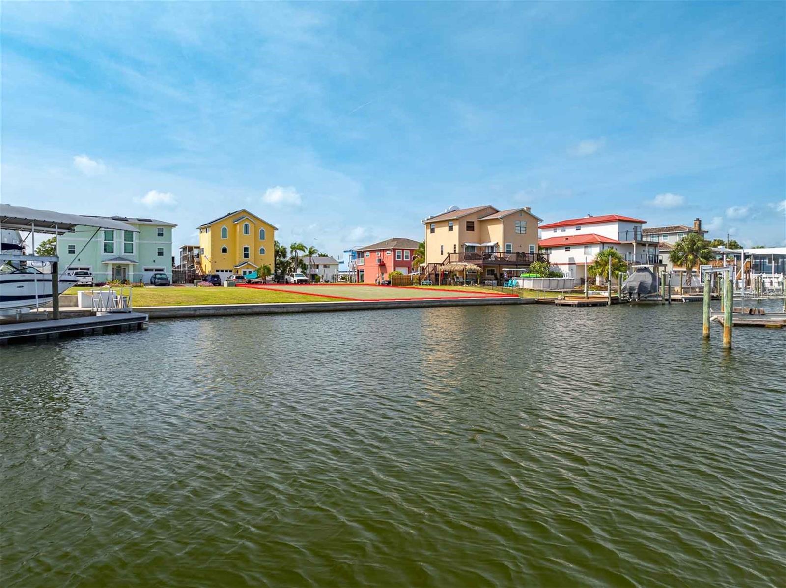 HUDSON BEACH ESTATES - Land