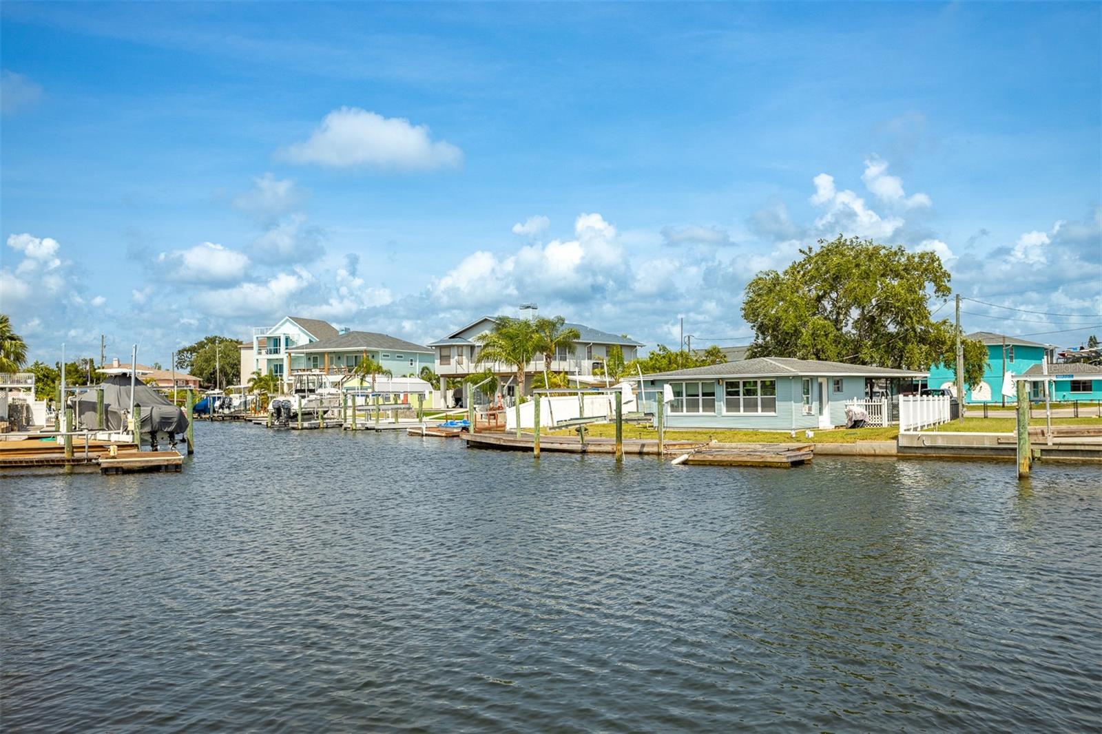 HUDSON BEACH ESTATES - Land