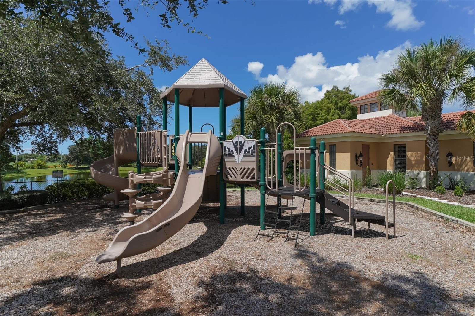 WILLOWBEND PH 1 - Residential