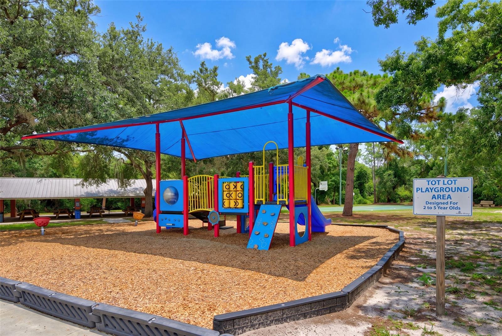 RIVIERA CLUB VILLAGE AT LONGWOOD RUN PH 02 - Residential