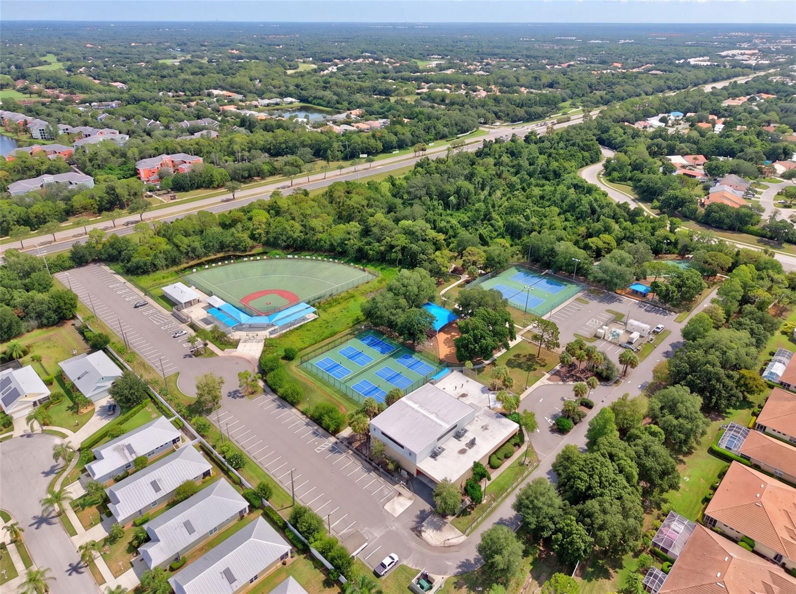RIVIERA CLUB VILLAGE AT LONGWOOD RUN PH 02 - Residential